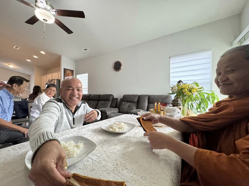 แห้ว รีเจนซี่ 