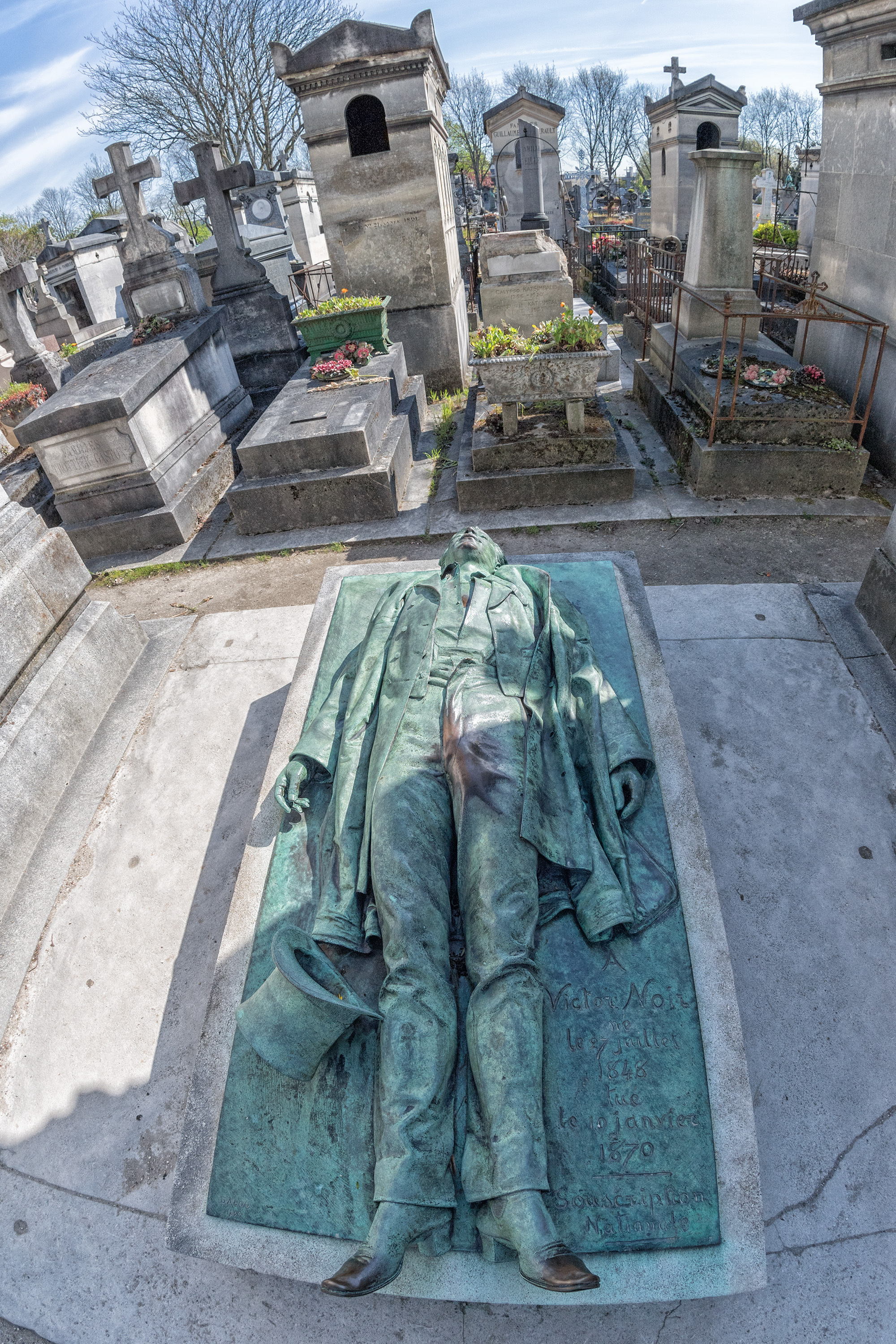 สุสาน วิกตอร์ นัวร์