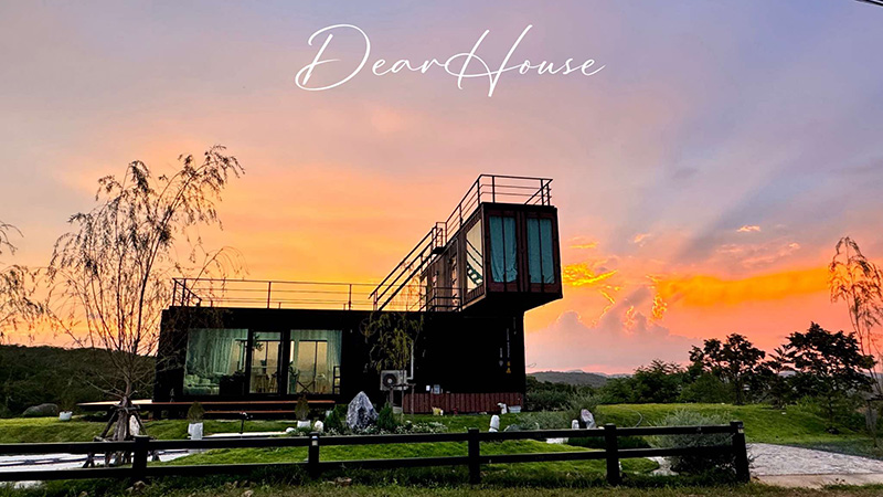 DearHouse ณ ทุ่งหญ้าร่าเริง ที่พักหน้าฝน