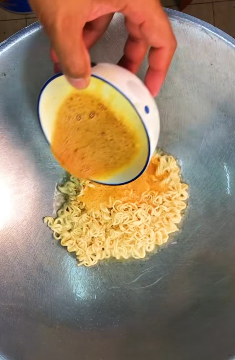 ไข่เจียวมาม่า