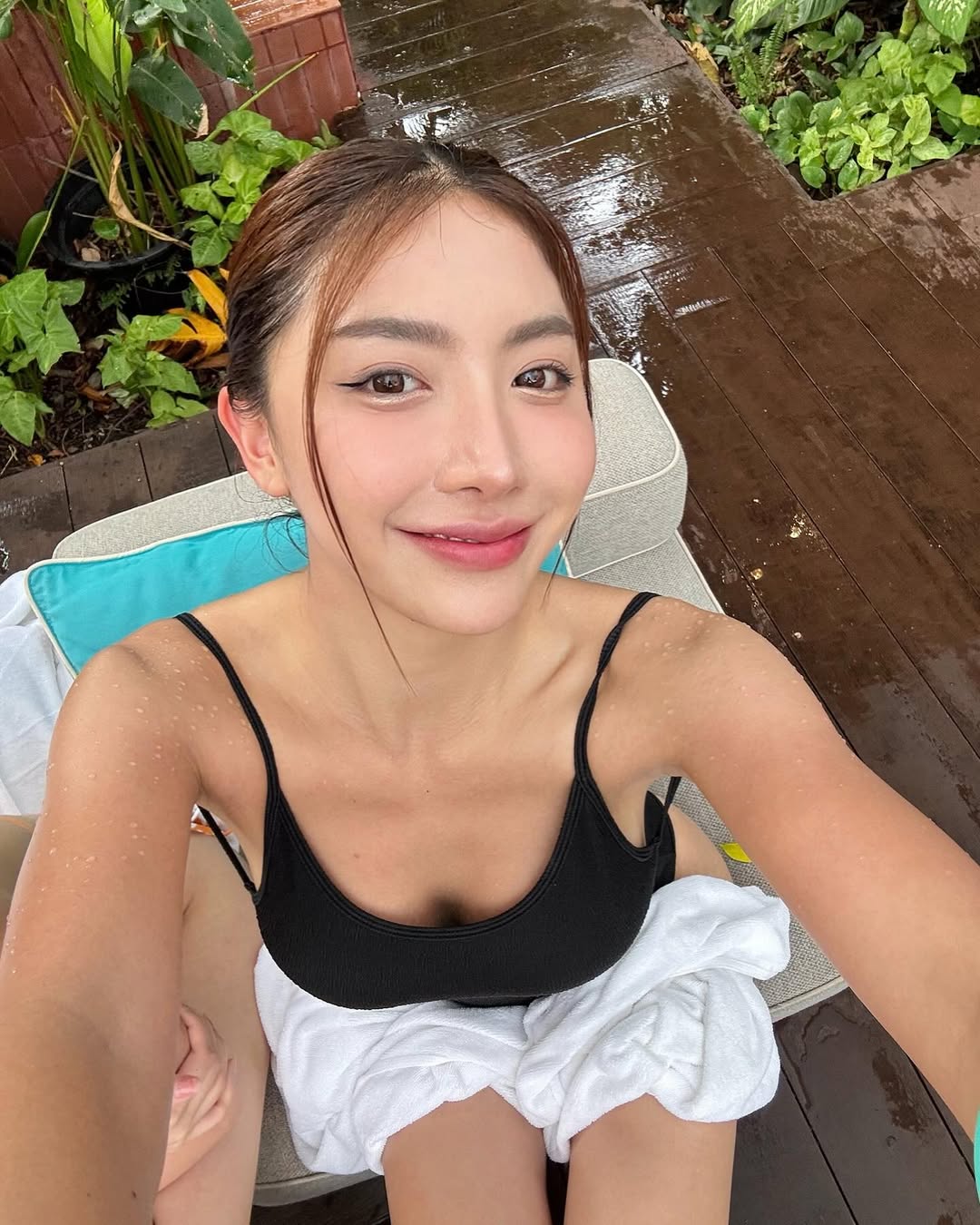 ชาชมพู่ ศศิ เหงียนวัน