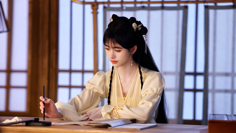 จวีจิ้งอี ju jing yi