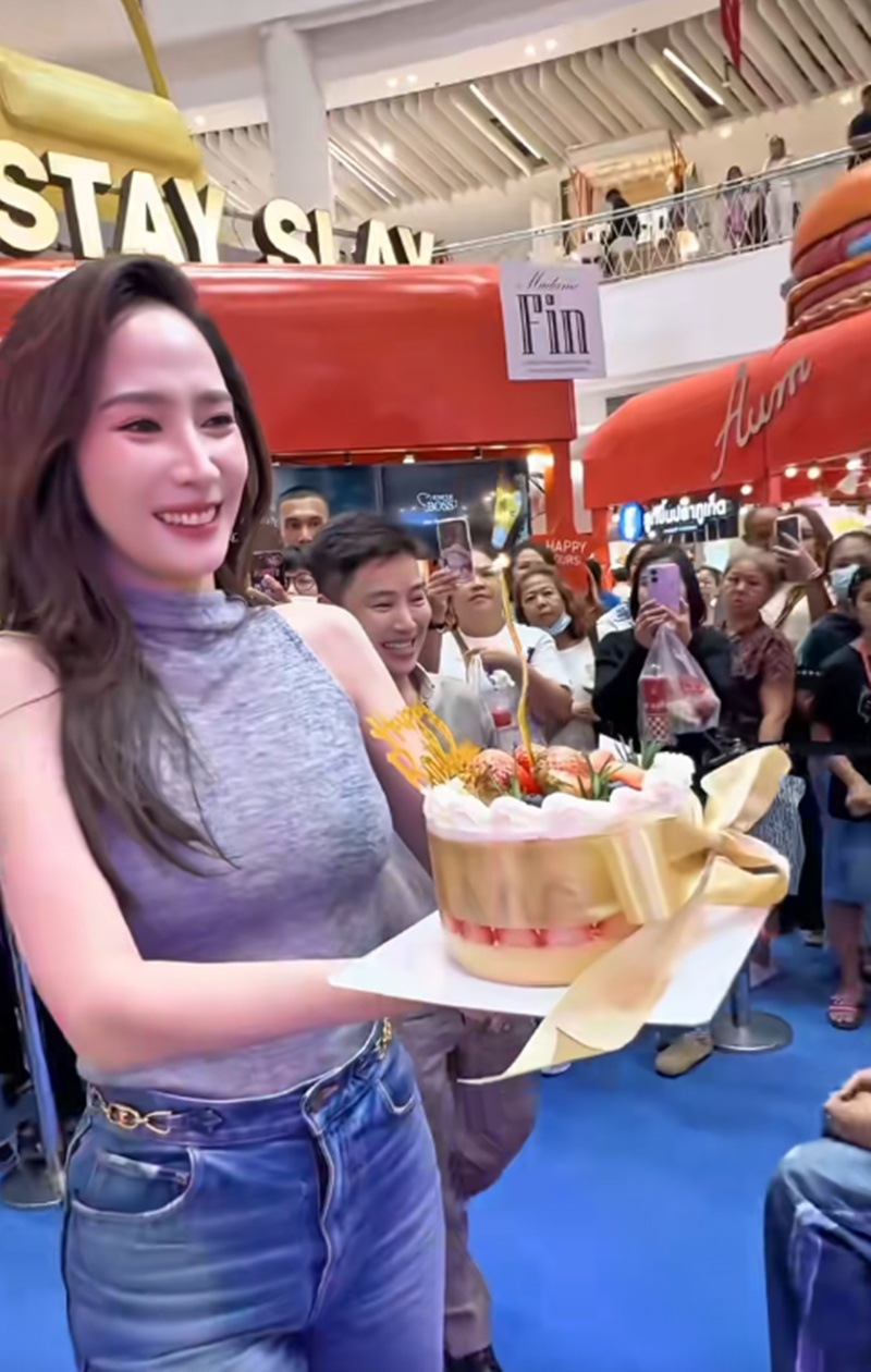 อั้ม พัชราภา