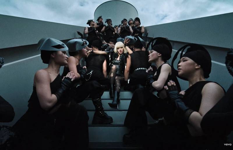 เพลงใหม่ ลิซ่า 