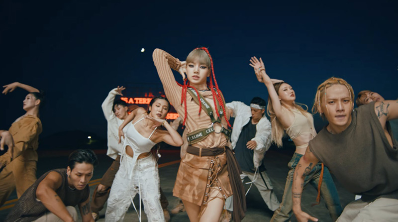 ลิซ่า BLACKPINK