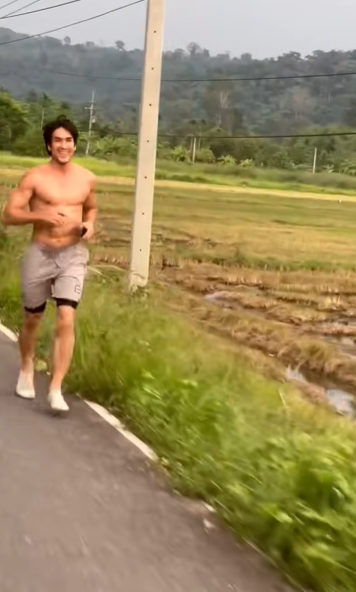 วิ่งออกกำลังกาย