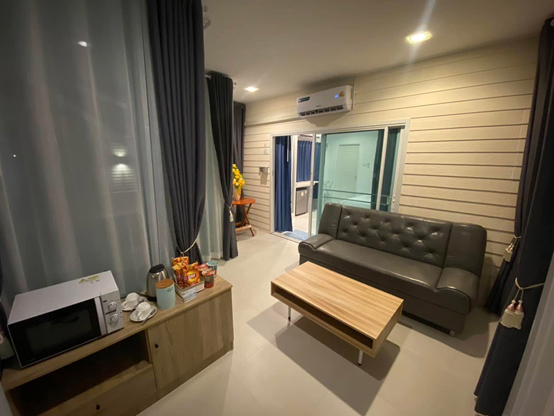 ที่พักสัตหีบติดทะเล มารีนเบย์