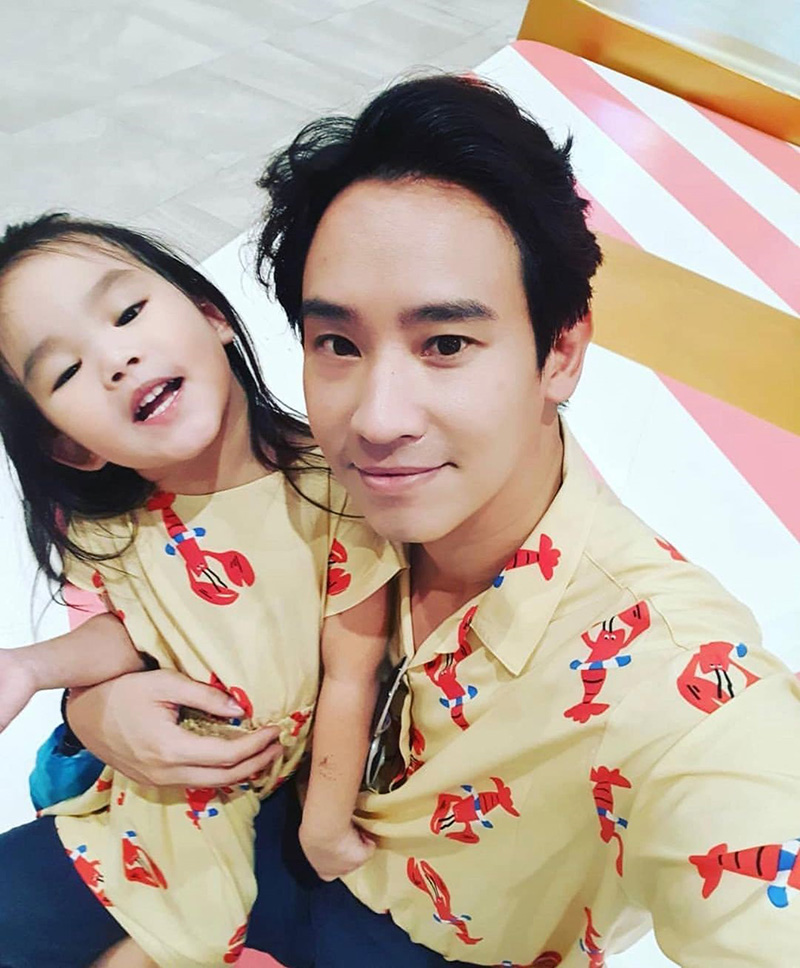 ทิม พิธา