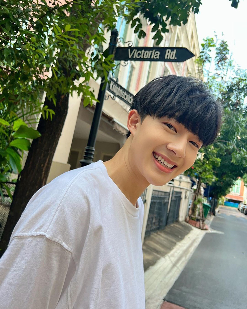 นุนิว ชวรินทร์ 