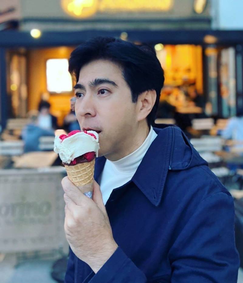 แซม ยุรนันท์