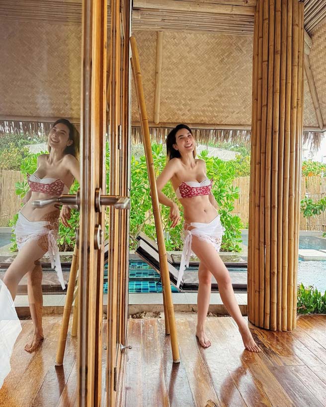 โบว์ เบญจวรรณ สาดอึ๋ม ! นุ่งทูพีซเล่นน้ำในที่พัก อื้อหือ เกาะหลีเป๊ะฮอตฉ่า