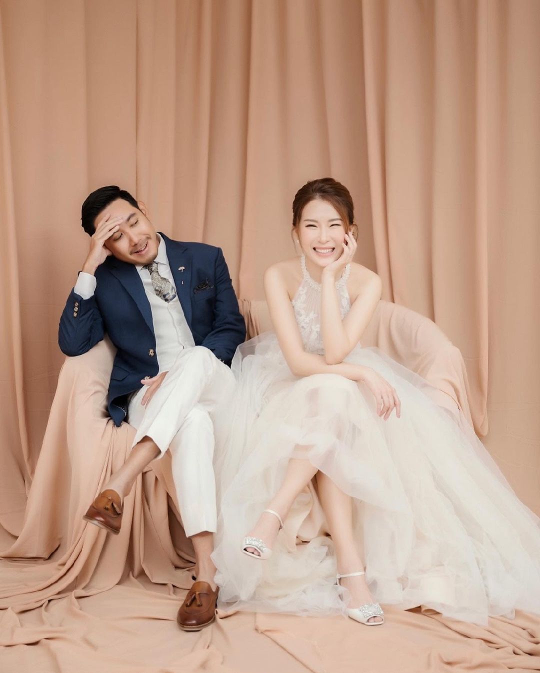 เบลล์ เกิร์ลลี่ เบอร์รี่