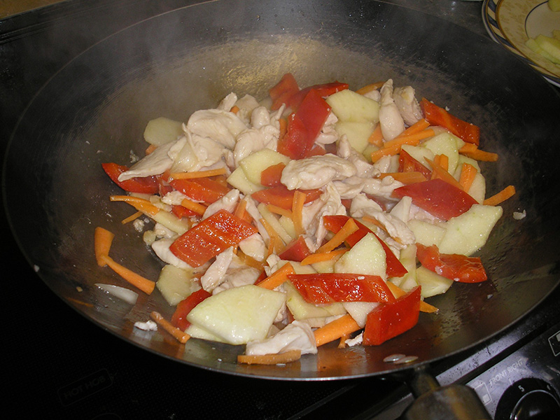 ผัดเปรี้ยวหวานไก่แอปเปิ้ล เมนูไก่ ผัดเปรี้ยวหวาน เมนูเด็ก อาหารไทย สูตรอาหาร