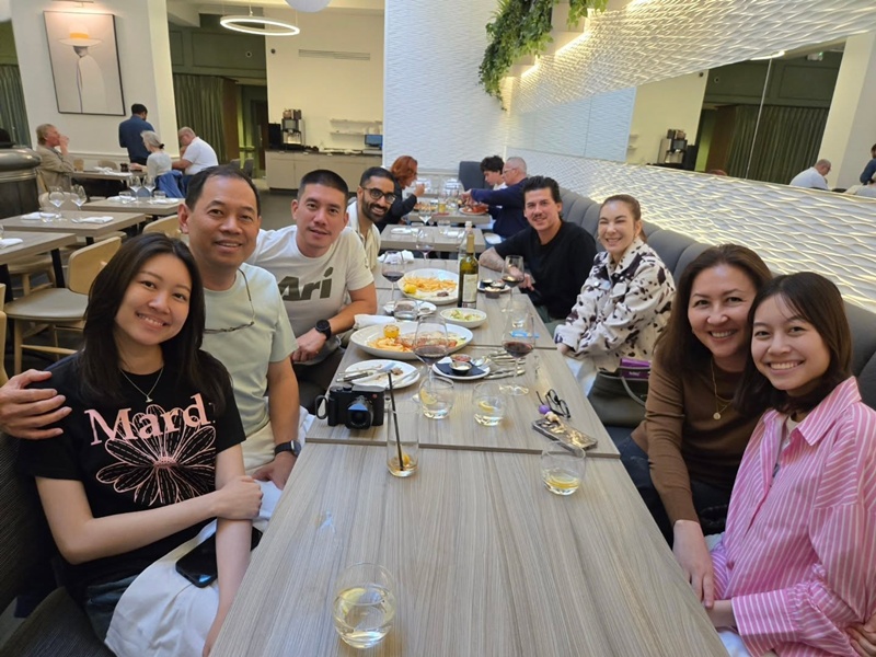 โบว์ เบญจวรรณ ร่วมเฟรมครอบครัว แบงค์ พชร