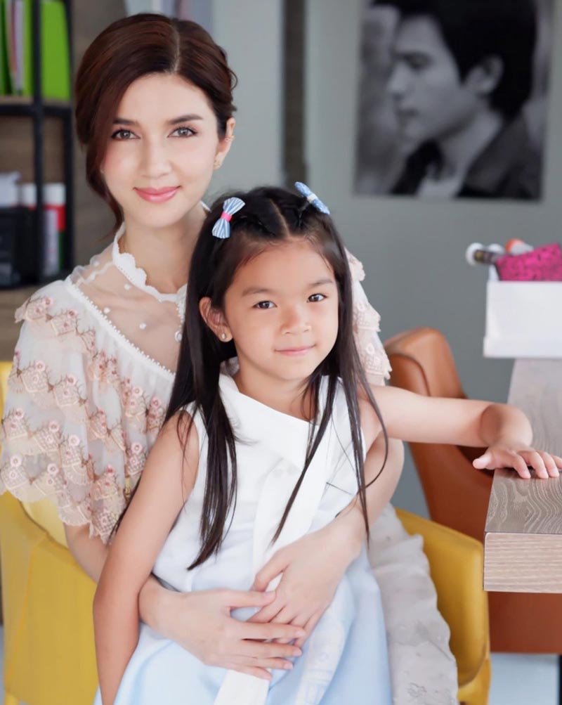 โบว์ แวนด้า น้องมะลิ