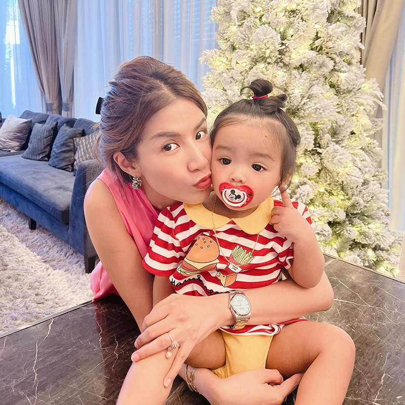 ใบเตย อาร์สยาม น้องเวทย์มนต์