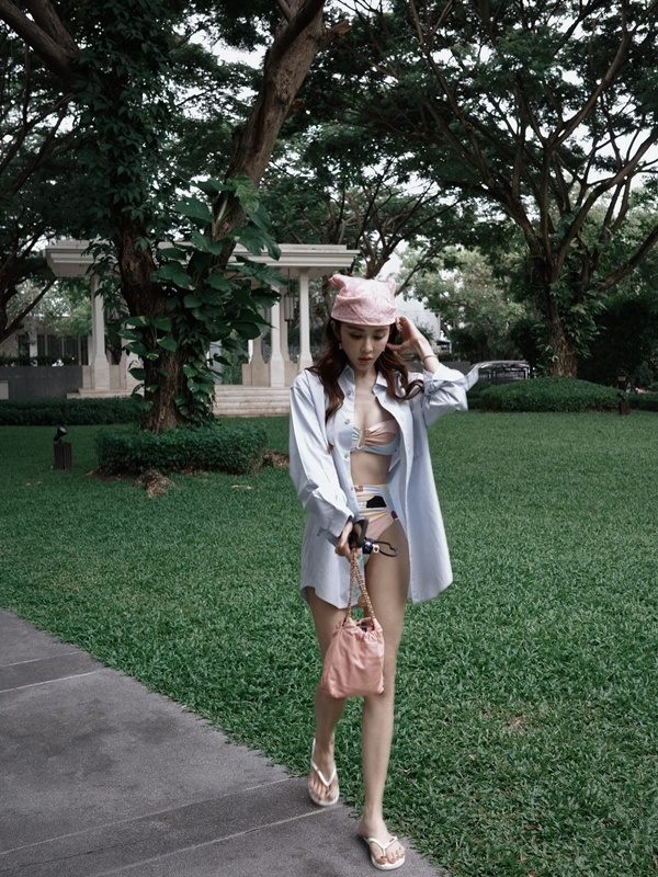 เป้ย ปานวาด อวดหุ่นเซี้ยะในชุดบิกินี่