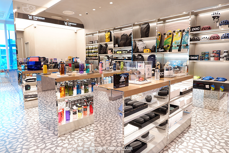 FIRSTER คิง เพาเวอร์ มหานคร