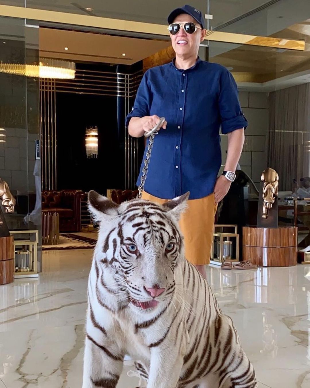 ทายาทเศรษฐี