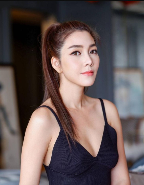 ดาราหญิงไทย