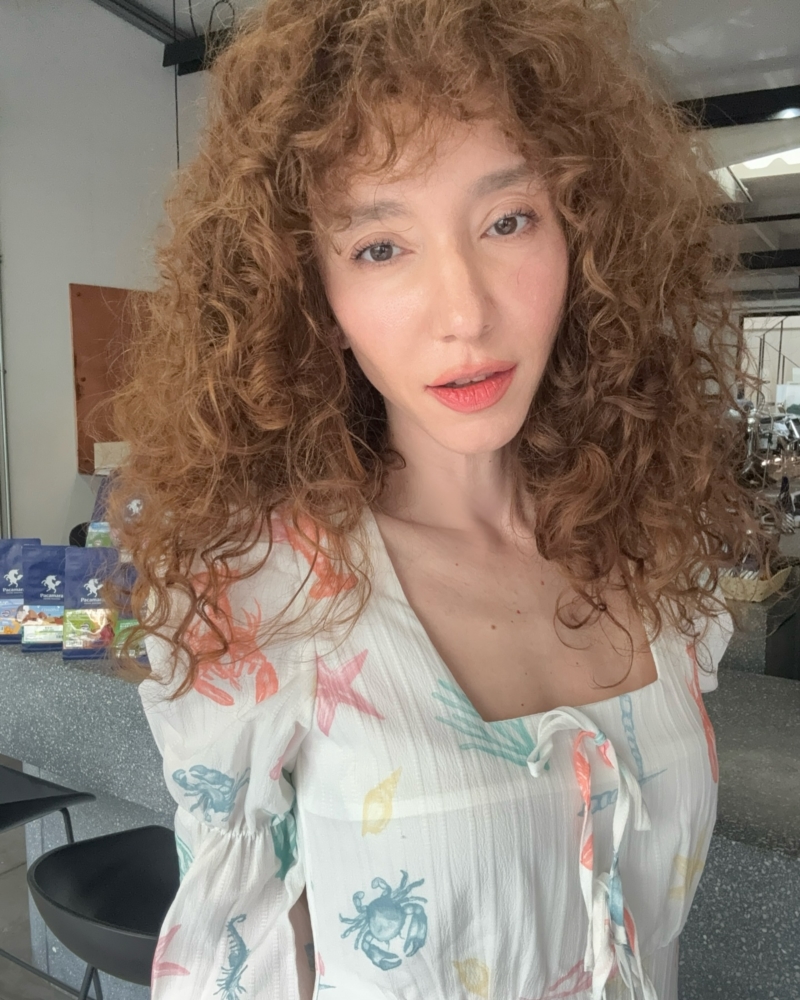 คลาวเดีย จักรพันธุ์