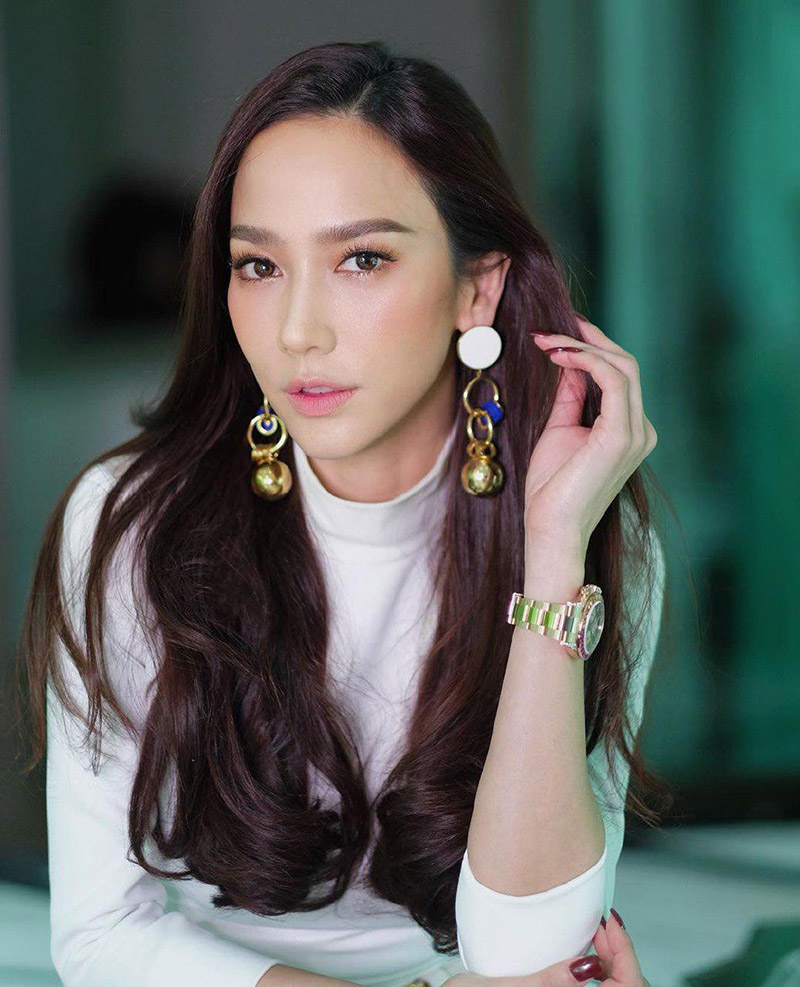 ราคาช่างแต่งหน้าดารา