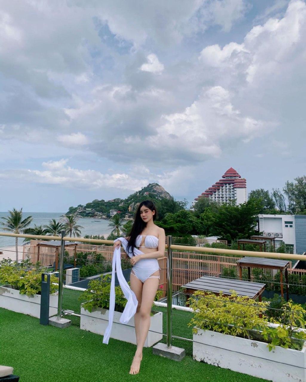 บลู จิรารัตน์