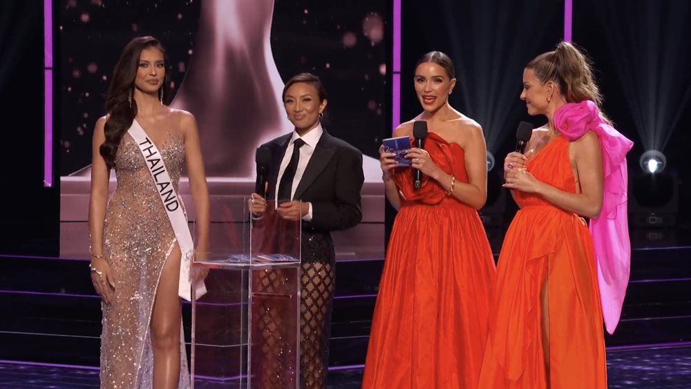 แอนโทเนีย โพซิ้ว