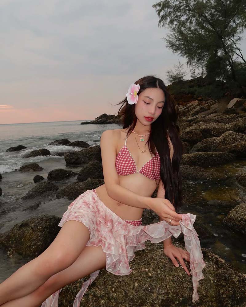 ตาออม 4EVE