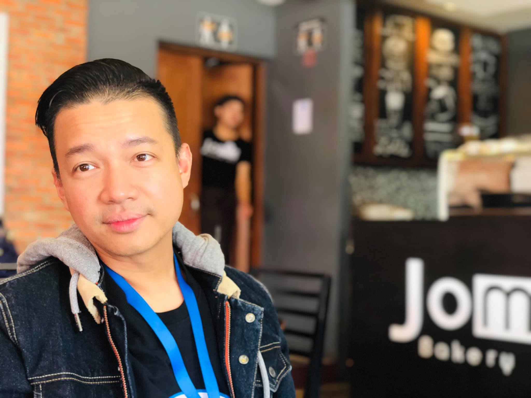 หนุ่ย พงศ์สุข 