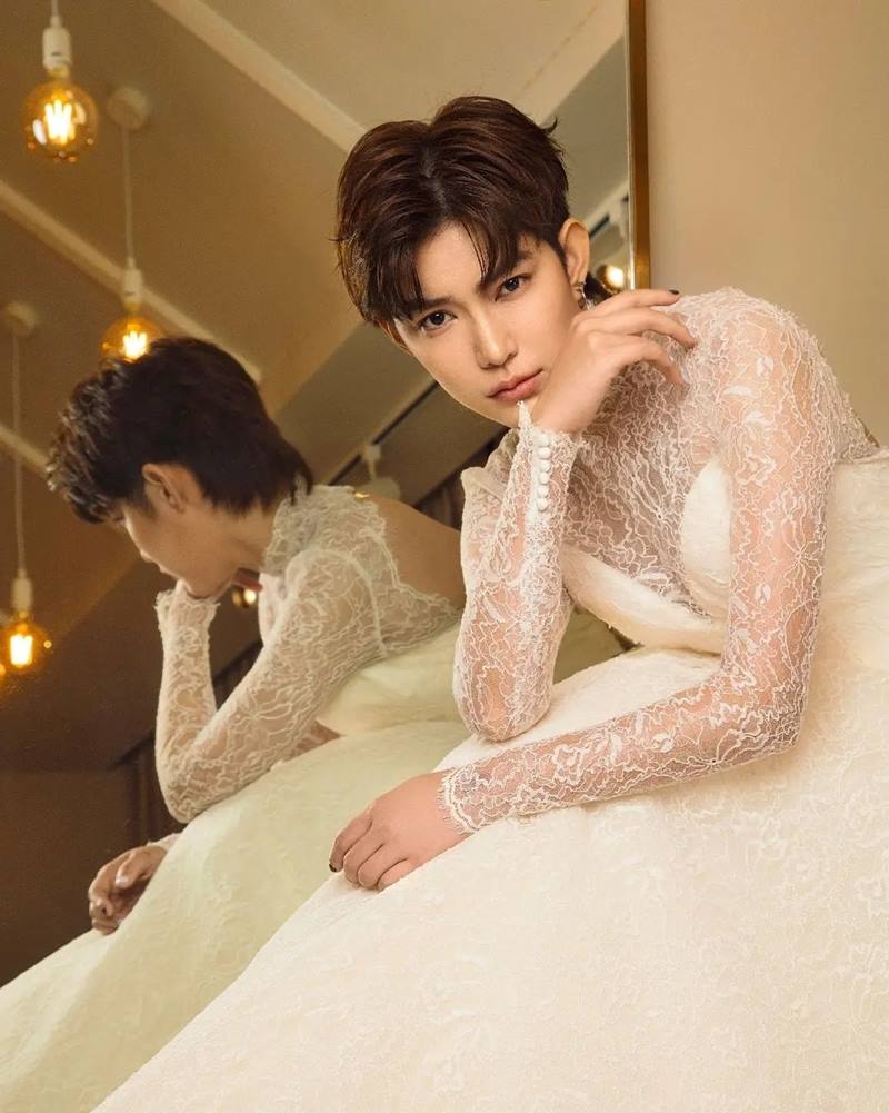 ติ๊นา ศุภนาฎ ใส่ชุดเจ้าสาว