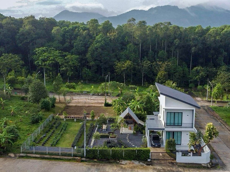 แบบบ้านบ้านและสวนบนเขา