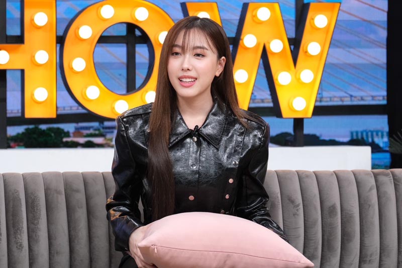 อ๊ะอาย 4EVE