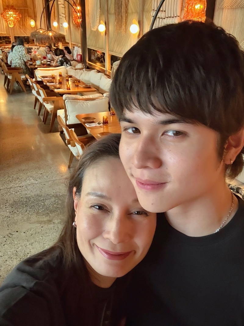 อีตั้น ลูกชาย หมิว ลลิตา