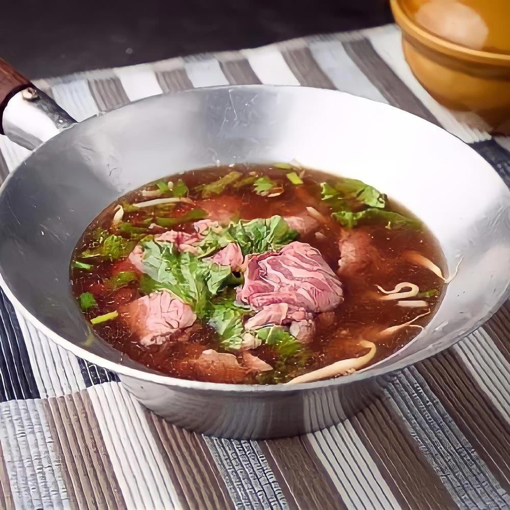 ก๋วยเตี๋ยววัดดงมูลเหล็ก