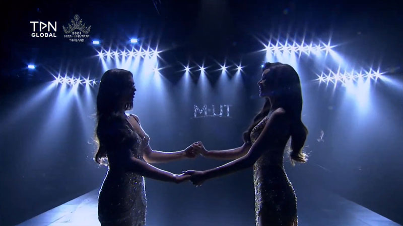 แอนโทเนีย โพซิ้ว