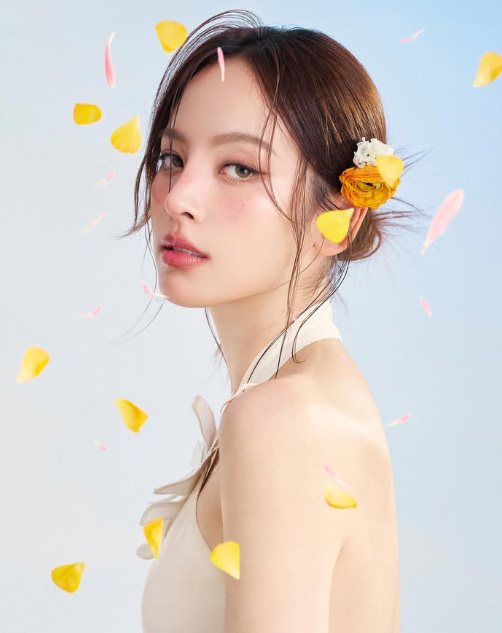 ณิชา ณัฏฐณิชา กับ 7 ลุคเมคอัปสุดจึ้ง เปลี่ยนไปจนตะลึงทั้งโซเชียล