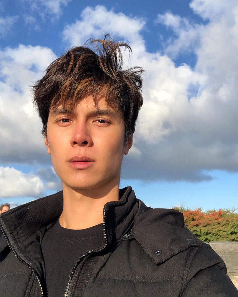 โยชิ นิมิต