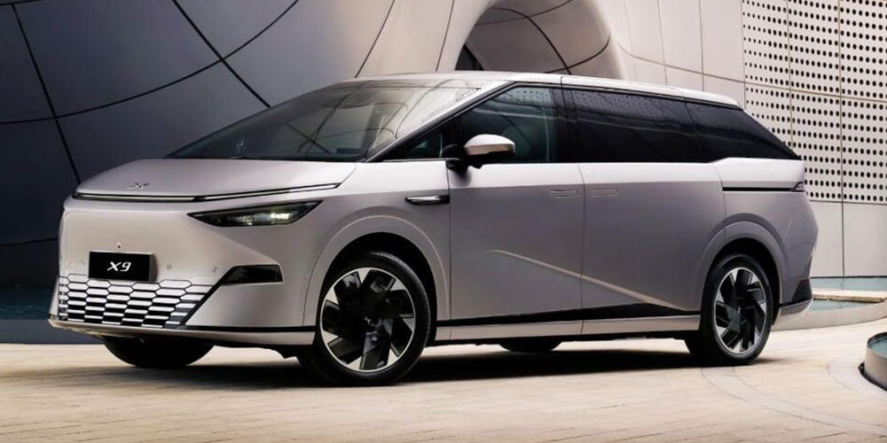 Xpeng X9