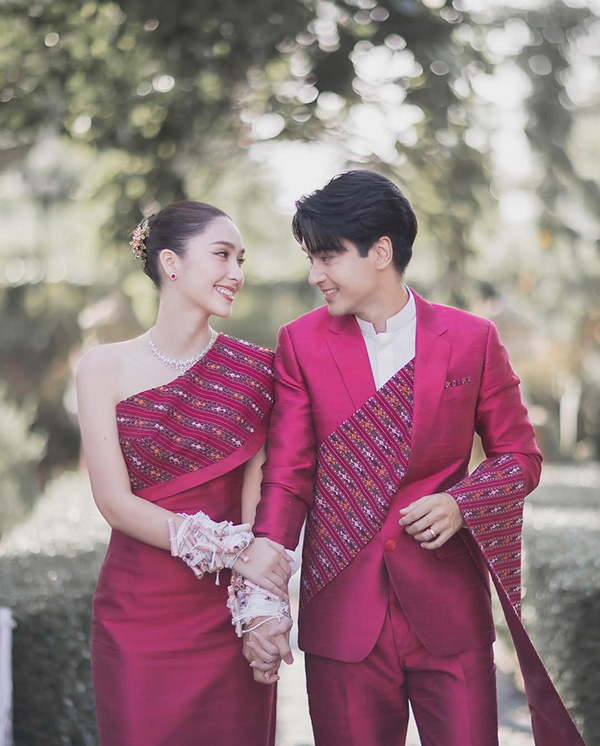 อ๊อฟ ชนะพล ฮาน่า ลีวิส จดทะเบียนสมรส