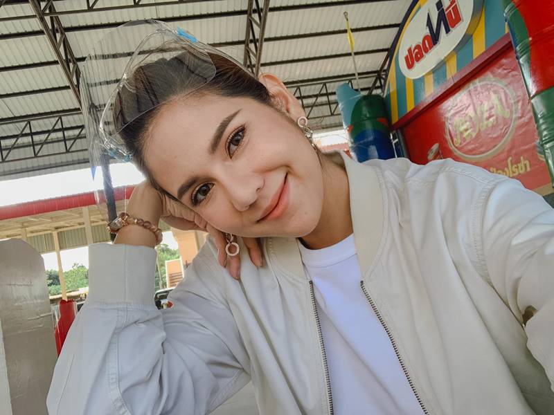 หมิว สิริลภัส