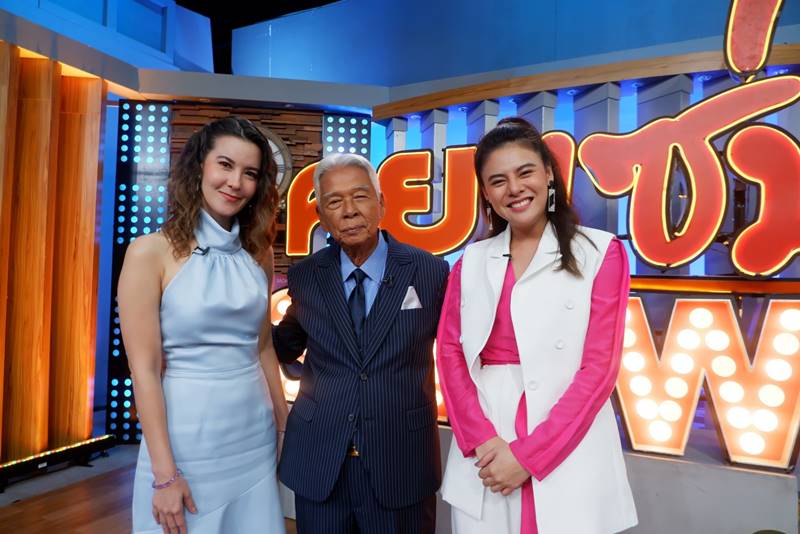 ฉลอง ภักดีวิจิตร