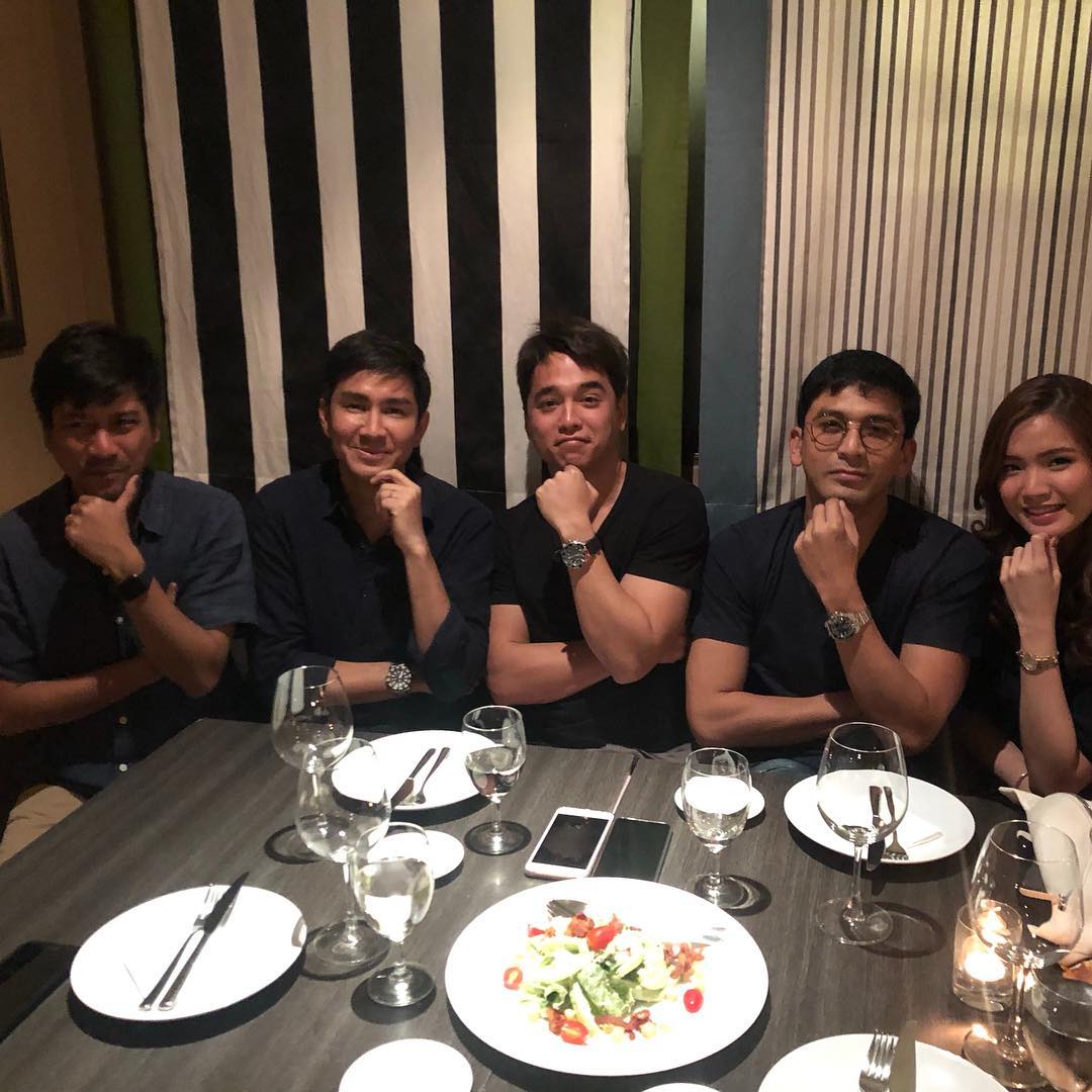 นักแสดงละคร เก็บแผ่นดิน