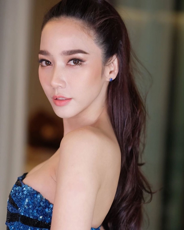 ปัญหาสร้างบ้านของดารา