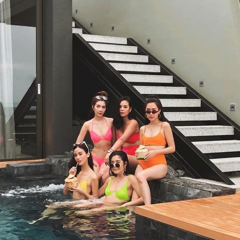 วุ้นเส้น วิริฒิพา ชุดว่ายน้ำ