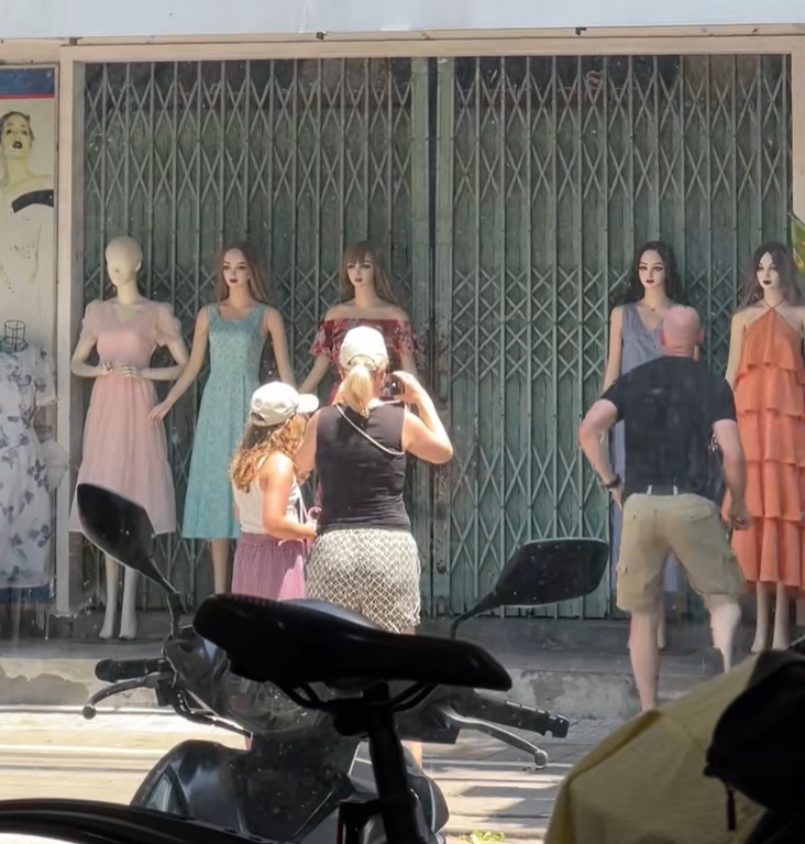 หุ่นลองเสื้อ