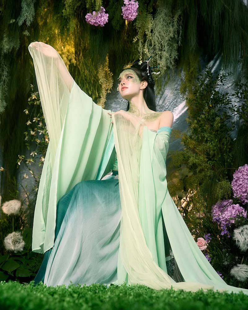 เกรซ กาญจน์เกล้า