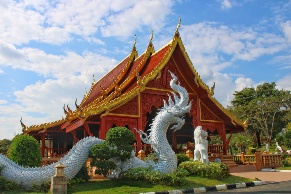 วัดถ้ำแสงเพชร จังหวัดอำนาจเจริญ
