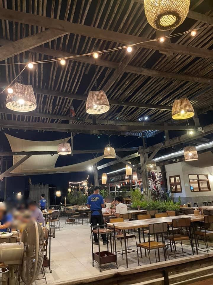 ร้านอาหารบอย ปกรณ์