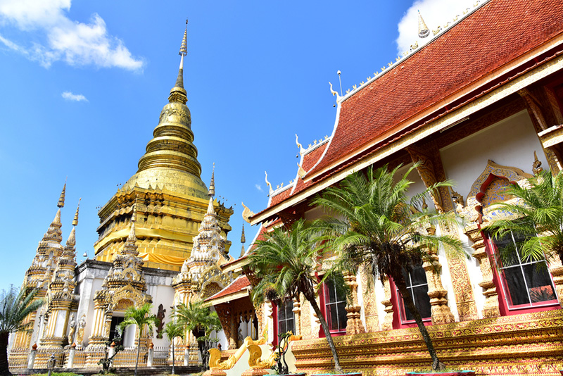 ที่เที่ยวเดือนกรกฎาคม 2568 วัดพระพุทธบาทตากผ้า จังหวัดลำพูน